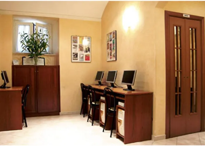 Papa Germano Otel 2*